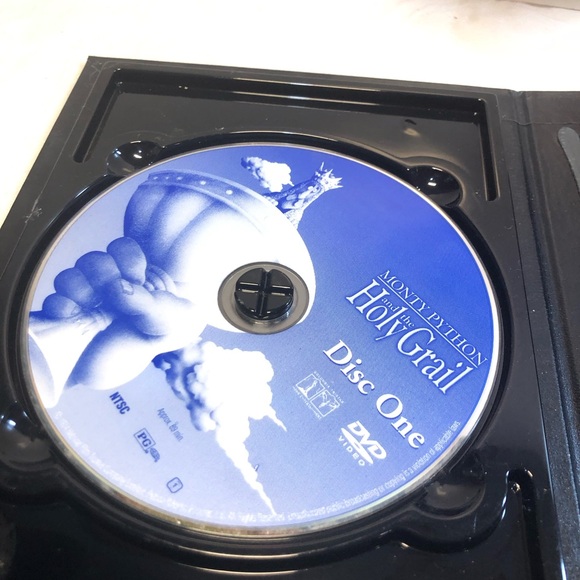 Monty Python and the Holy Grail (DVD, 2003, 2-Disc Set, Collectors Edition) - Picture 5 of 16